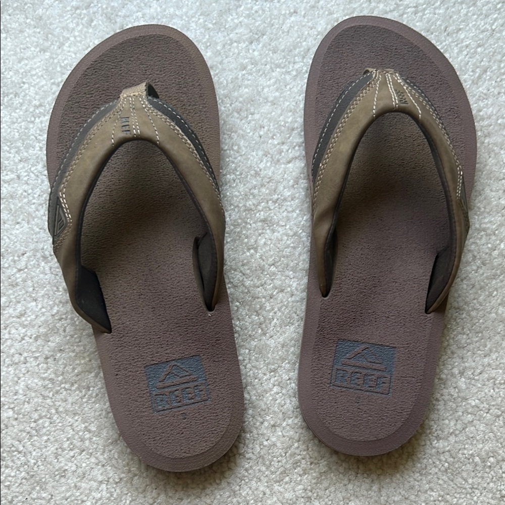 Men’s Reef Sandals size 9